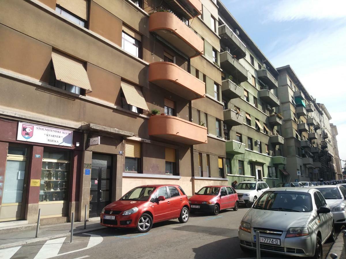Central Zagrad Apartment Rijeka Eksteriør bilde